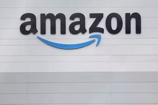 Amazon mới đây đã nâng cấp robot nhà kho thông minh nhằm đẩy nhanh tốc độ giao hàng. Ảnh: Reuters.