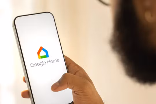Tập đoàn Google nâng cấp toàn diện hệ thống nhà thông minh bằng việc tối ưu hóa trợ lý ảo tích hợp trí tuệ nhân tạo. Ảnh: BGR.