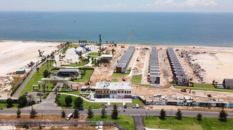 Các tổ hợp du lịch nghỉ dưỡng giải trí mới đang dần hình thành (Ảnh: NovaWorld Ho Tram – Novaland)