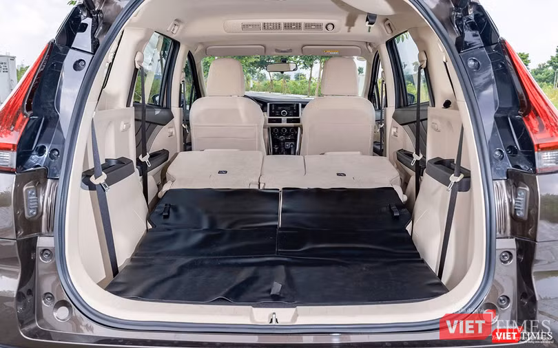 Các hàng ghế đều dễ dàng gập phẳng tạo ra mặt sàn rộng rãi để vận chuyển những hàng hóa cồng kềnh.