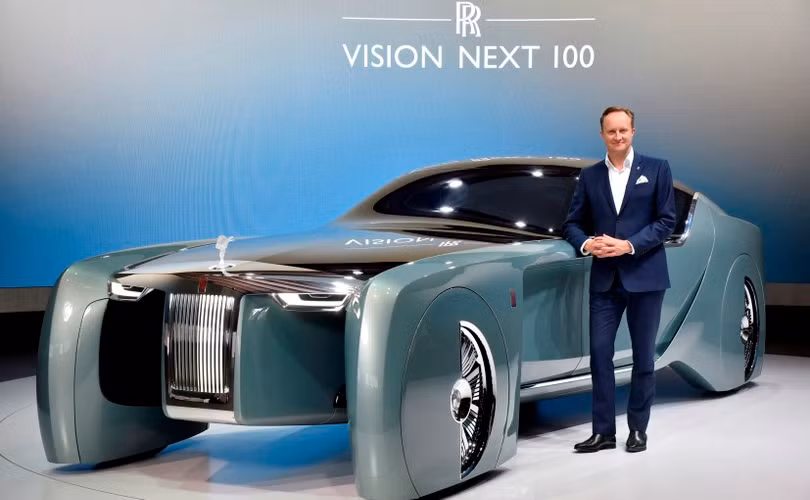 Mẫu Rolls-Royce 103EX concept được Giles Taylor thiết kế nhân dịp kỷ niệm 100 năm tập đoàn BMW.