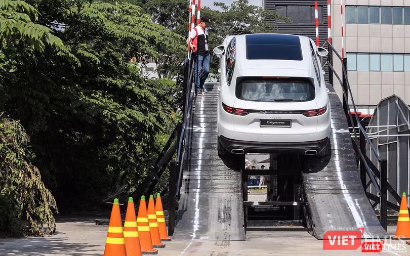 Bài tập khởi hành ngang dốc