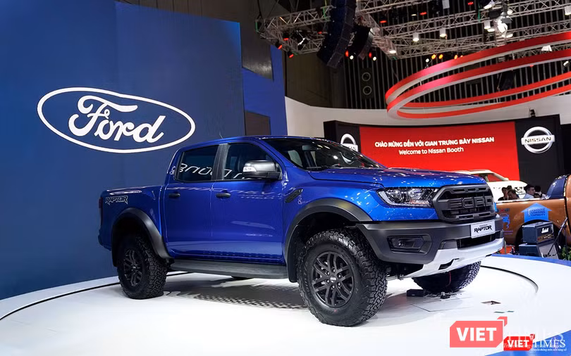 Phiên bản Ranger Raptor hứa hẹn sẽ khuấy đảo phân khúc xe bán tải trong thời gian tới. Phiên bản Ranger Raptor hứa hẹn sẽ khuấy đảo phân khúc xe bán tải trong thời gian tới.