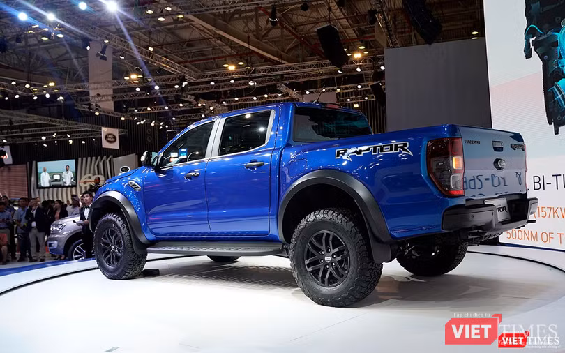 Người mua Ford Ranger Raptor giờ sẽ không biết nên độ thêm gì cho chiếc xe này? Người mua Ford Ranger Raptor giờ sẽ không biết nên độ thêm gì cho chiếc xe này?