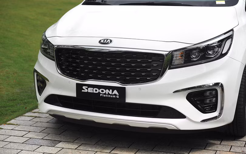 Những thay đổi trên phiên bản Kia Sedona 2018 tập trung ở phần đầu xe