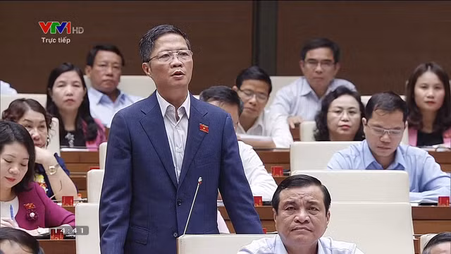 Bộ trưởng Công Thương Trần Tuấn Anh cho rằng không có vấn đề lớn đặt ra cho câu chuyện thị trường nội địa và nhập khẩu ô tô. (Ảnh: trích VTV)