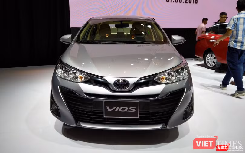 Toyota Vios đã trở lại ngôi vương sau một vài tháng để rơi vào Hyundai Grand i10