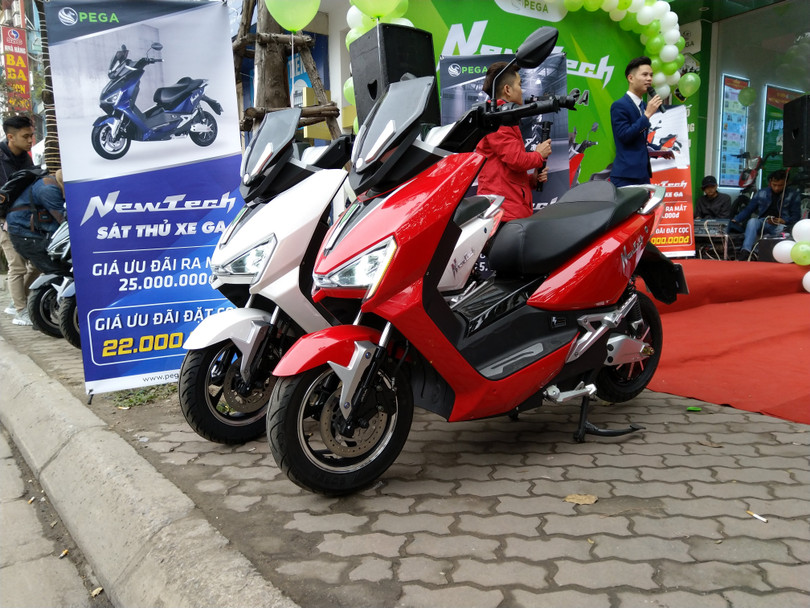 Pega NewTech là một sản phẩm được Pega hợp tác với hãng xe điện Aima của Trung Quốc. Trước mắt, tỉ lệ nội địa hóa của Pega đối với NewTech mới tạm dựng ở mức 30% và sẽ tăng dần tỉ lệ này trong thời gian tới.