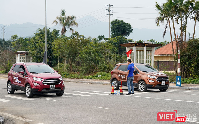 Các phần trải nghiệm trên điều kiện đường Onroad