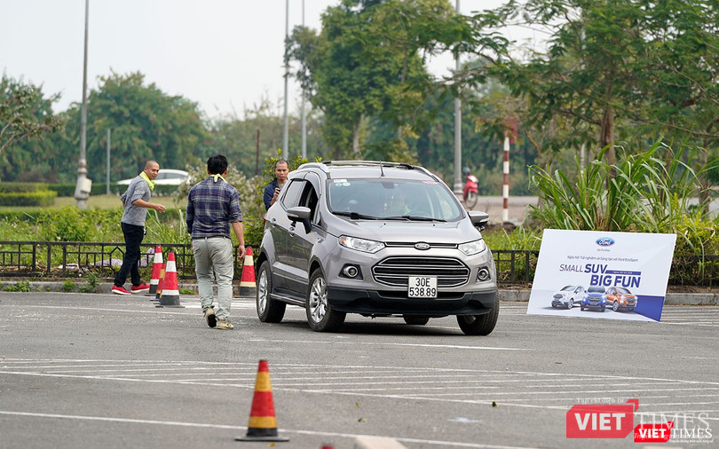 Các phần trải nghiệm trên điều kiện đường Onroad