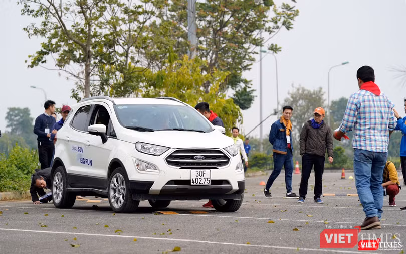 Các phần trải nghiệm trên điều kiện đường Onroad Các phần trải nghiệm trên điều kiện đường Onroad