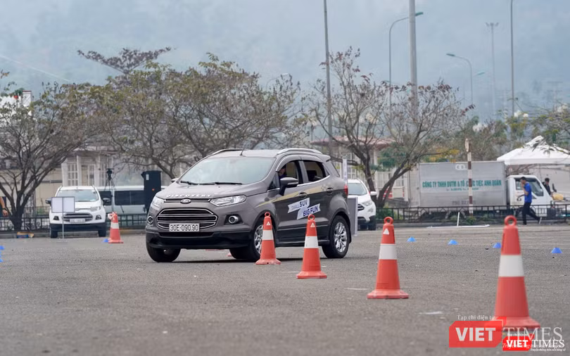 Các phần trải nghiệm trên điều kiện đường Onroad Các phần trải nghiệm trên điều kiện đường Onroad