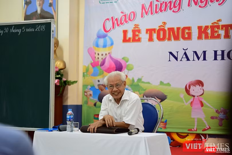 Giáo sư Hồ Ngọc Đại