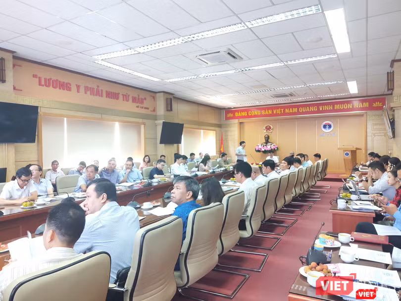 Toàn cảnh cuộc họp phê duyệt Đề án “Khám, chữa bệnh từ xa” giai đoạn 2020-2025. (Ảnh: Minh Thúy)