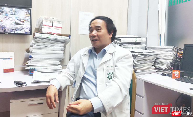 BS. Nguyễn Văn Chi – Trưởng Khoa Cấp cứu A9, Bệnh viện Bạch Mai (Ảnh: Minh Thúy) BS. Nguyễn Văn Chi – Trưởng Khoa Cấp cứu A9, Bệnh viện Bạch Mai (Ảnh: Minh Thúy)