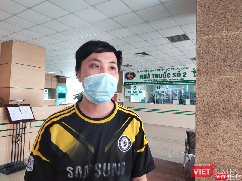 Bệnh nhân 320 mắc COVID-19 từng phải thở oxy trong 1 tuần. Ảnh: Minh Thúy Bệnh nhân 320 mắc COVID-19 từng phải thở oxy trong 1 tuần. Ảnh: Minh Thúy