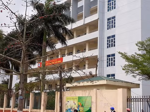 Trường THPT Chuyên Thái Bình