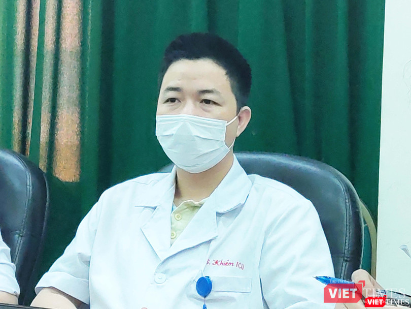 ThS. BS. Đồng Phú Khiêm – Phó Trưởng Khoa Hồi sức tích cực, Bệnh viện Bệnh Nhiệt đới Trung ương cơ sở 2. Ảnh: Minh Thúy