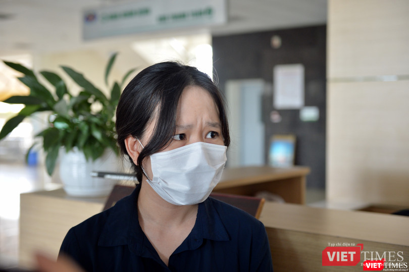 Ngay từ khi tham gia điều trị bệnh nhân mắc COVID-19, nữ bác sĩ đã xác định bản thân có nguy cơ nhiễm bệnh. Ảnh: Hoàng Anh