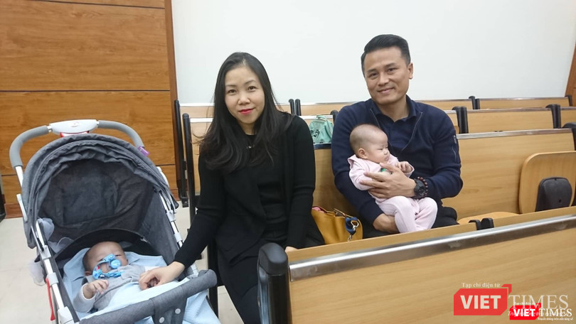 Một cặp vợ chồng vô sinh, hiếm muộn hạnh phúc sau khi điều trị thành công Một cặp vợ chồng vô sinh, hiếm muộn hạnh phúc sau khi điều trị thành công