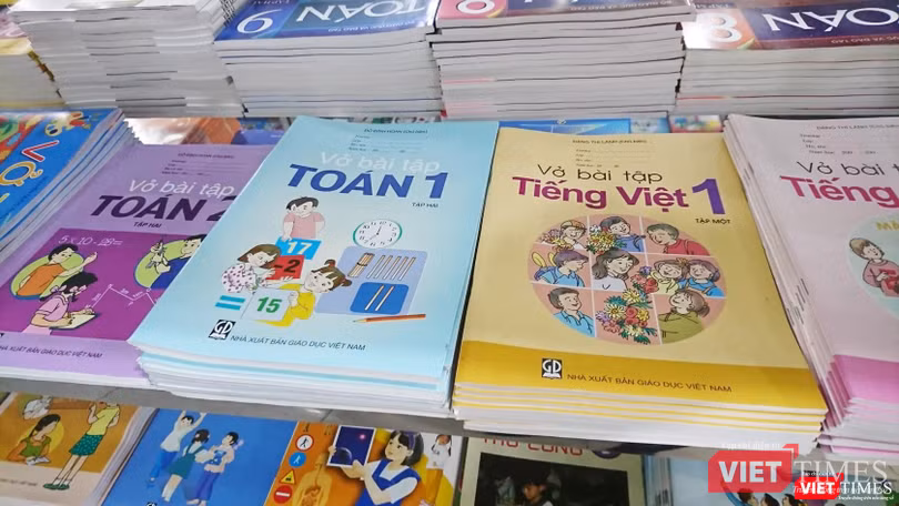 Sách giáo khoa lớp 1