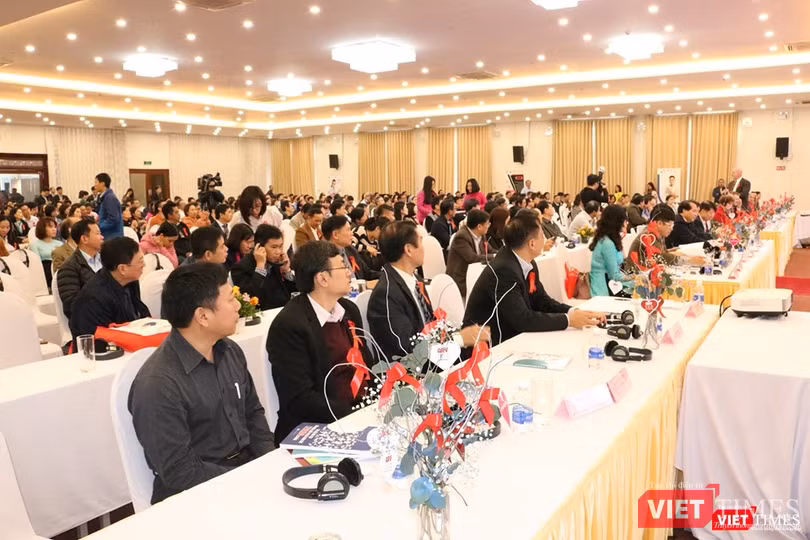 Các đại biểu dự hội nghị