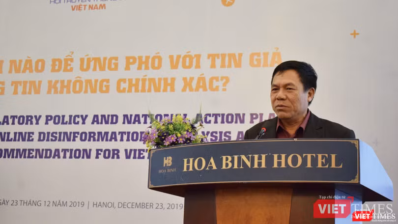 Nhà báo Lê Thọ Bình - Phó Chủ tịch kiêm Tổng thư ký Hội truyền thông số Việt Nam, Chủ nhiệm CLB Cafe Số