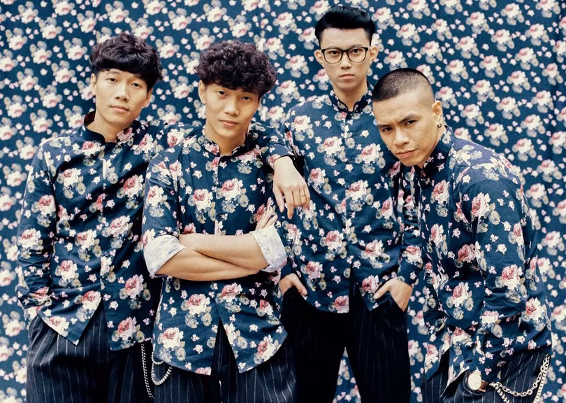 Nhóm Oplus Nhóm Oplus