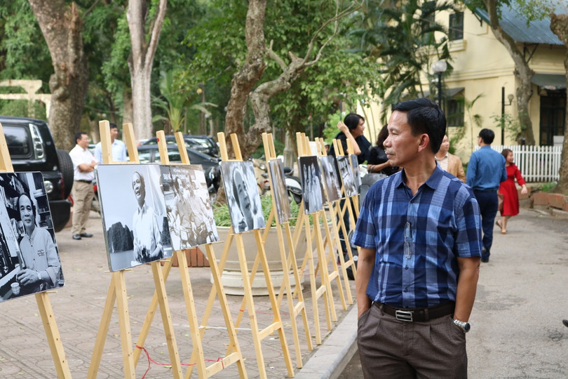 Nhiểu bức ảnh quý giá được trưng bày tại triển lãm Nhiểu bức ảnh quý giá được trưng bày tại triển lãm