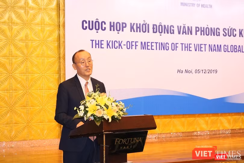 TS. Kidong Park – Trưởng Đại diện Tổ chức Y tế thế giới tại Việt Nam