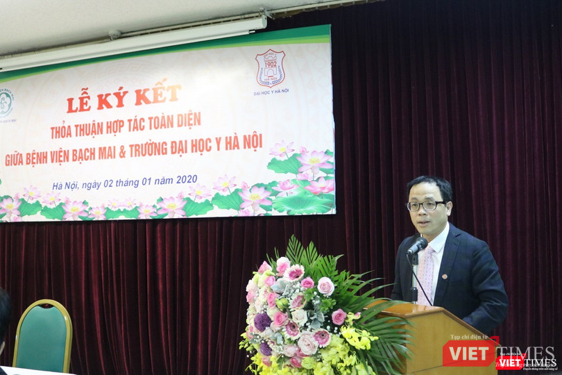 GS.TS. Tạ Thành Văn – Hiệu trưởng Trường Đại học Y Hà Nội