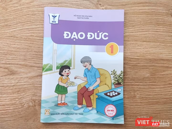 Sách Đạo đức 1 công nghệ giáo dục. Ảnh: Minh Thúy Sách Đạo đức 1 công nghệ giáo dục. Ảnh: Minh Thúy