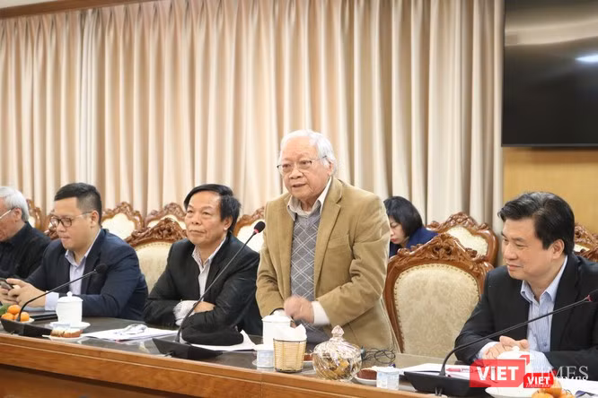 GS. Trần Đình Sử. Ảnh: Minh Thúy GS. Trần Đình Sử. Ảnh: Minh Thúy