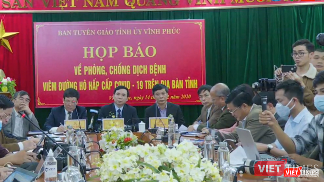 Ban Tuyên giáo tỉnh Vĩnh Phúc họp báo cung cấp thông tin về phòng, chống dịch COVID-19. Ảnh: Minh Thúy