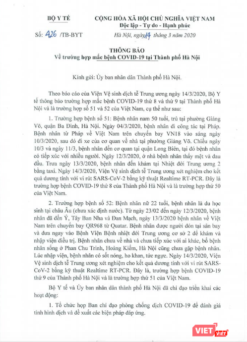 Văn bản của Bộ Y tế gửi UBND TP. Hà Nội thông báo về 2 bệnh nhân mắc COVID-19. Ảnh: Minh Thúy
