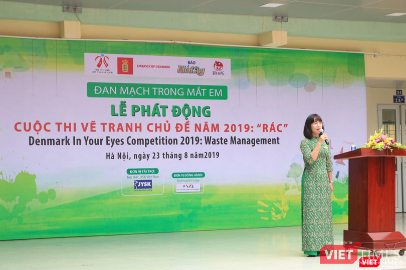 Bà Bùi Thị Thu Hằng - Hiệu trưởng Trưởng Tiểu học Ngọc Lâm