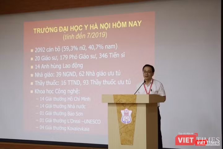 GS.TS. Tạ Thành Văn - Hiệu trưởng Trường Đại học Y Hà Nội GS.TS. Tạ Thành Văn - Hiệu trưởng Trường Đại học Y Hà Nội