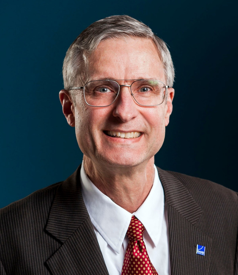 Bruce W. Bennett - Nhà nghiên cứu cấp cao của tập đoàn RAND.