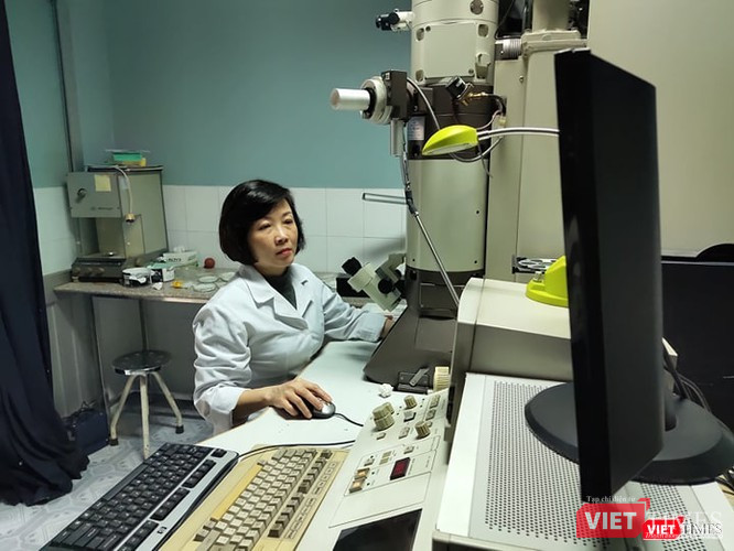 Cán bộ làm việc tại Viện Vệ sinh dịch tễ Trung ương. Ảnh: Minh Thúy Cán bộ làm việc tại Viện Vệ sinh dịch tễ Trung ương. Ảnh: Minh Thúy