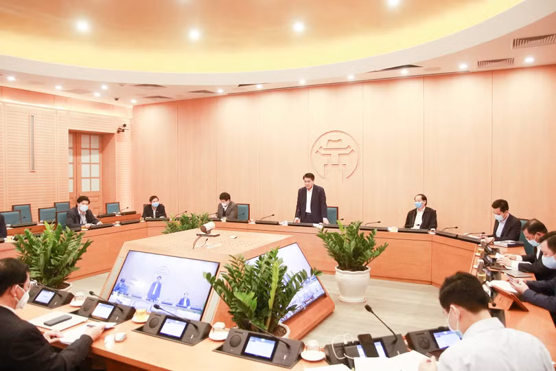 Ông Nguyễn Đức Chung – Chủ tịch UBND TP. Hà Nội chủ trì cuộc họp. Ảnh: UBND TP. Hà Nội