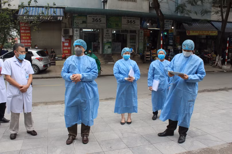 Bộ Y tế kiểm tra Bệnh viện Bưu điện. Ảnh: Lê Hảo Bộ Y tế kiểm tra Bệnh viện Bưu điện. Ảnh: Lê Hảo