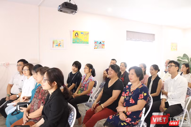 Khách mời tham dự hội thảo. Ảnh: Minh Thúy