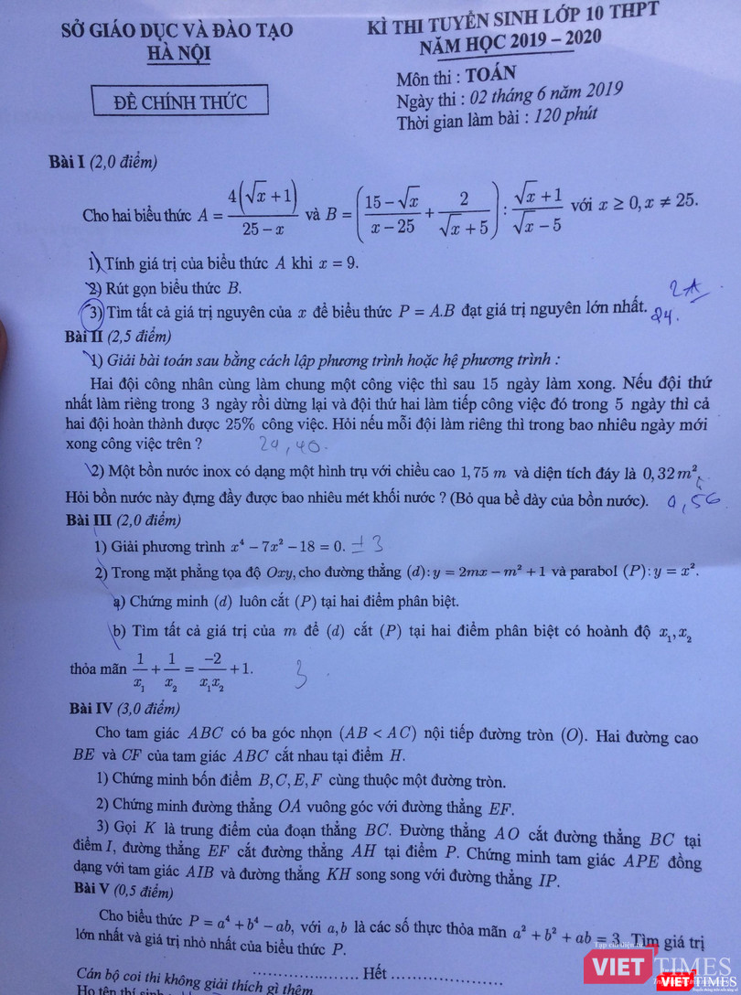 Đề thi môn toán tuyển sinh vào lớp 10. Ảnh: Minh Thúy