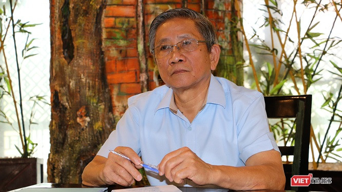 GS. Nguyễn Minh Thuyết - Tổng Chủ biên chương trình GDPT mới. GS. Nguyễn Minh Thuyết - Tổng Chủ biên chương trình GDPT mới.