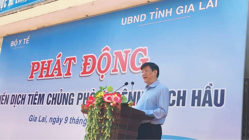 GS.TS. Nguyễn Thanh Long - Quyền Bộ trưởng Bộ Y tế - phát biểu tại lễ phát động chiến dịch tiêm chủng phòng bệnh bạch hầu (Ảnh: Vũ Mạnh Cường)
