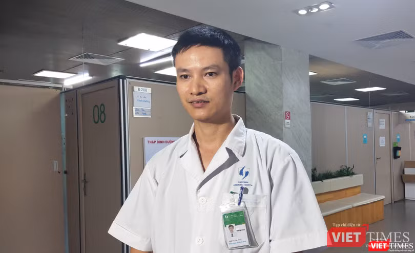 ThS. BS. Bùi Văn Dũng – Trưởng Khoa Thăm dò chức năng, Bệnh viện Lão khoa Trung ương (Ảnh: Minh Thúy) ThS. BS. Bùi Văn Dũng – Trưởng Khoa Thăm dò chức năng, Bệnh viện Lão khoa Trung ương (Ảnh: Minh Thúy)