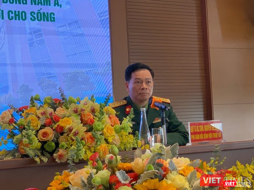 GS. TSKH. TTND. Nguyễn Thế Hoàng - Phó Giám đốc Ngoại khoa Bệnh viện Trung ương Quân đội 108. Ảnh: Thanh Hằng