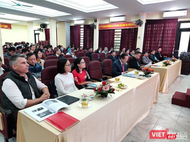 Các đại biểu tham dự hội thảo khoa học chào mừng ngày thế giới phòng chống bệnh nấm phổi do nấm Aspergillus. Ảnh: Minh Thúy Các đại biểu tham dự hội thảo khoa học chào mừng ngày thế giới phòng chống bệnh nấm phổi do nấm Aspergillus. Ảnh: Minh Thúy