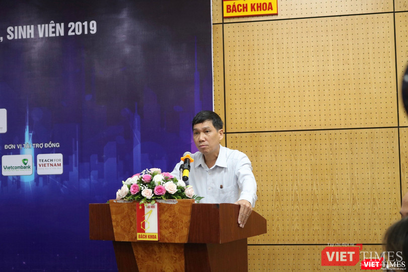 GS. TS. Đinh Văn Phong – Phó hiệu trưởng Trường Đại học Bách khoa Hà Nội, Phó trưởng ban chỉ đạo, trưởng ban tổ chức
