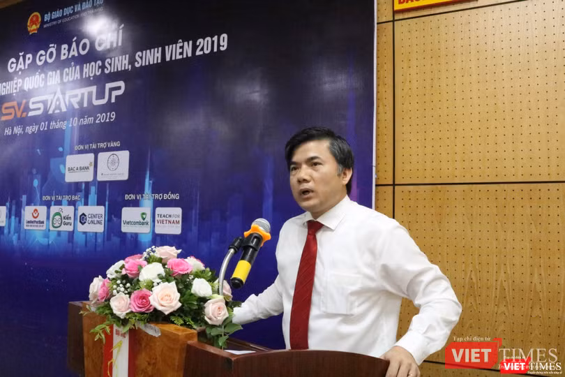 Ông Bùi Văn Linh – Phó Vụ trưởng phụ trách Vụ Giáo dục chính trị và công tác học sinh sinh viên, Phó trưởng ban chỉ đạo Ông Bùi Văn Linh – Phó Vụ trưởng phụ trách Vụ Giáo dục chính trị và công tác học sinh sinh viên, Phó trưởng ban chỉ đạo